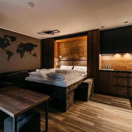 C Park Apartment *